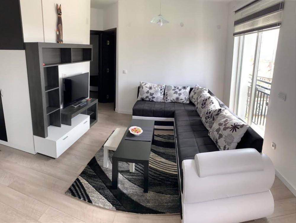 Glavna slika -Živka Davidovića, Trosoban stan za izdavanje, 60m2, 800€