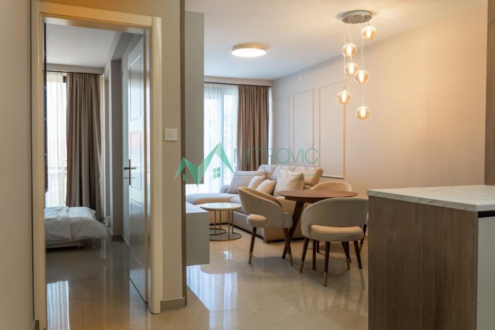 Glavna slika -Dvosoban stan za izdavanje, 63m2, 1.200€