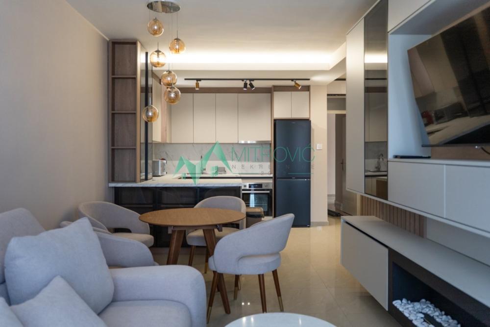 Slika 2 - Dvosoban stan za izdavanje, 63m2, 1.200€