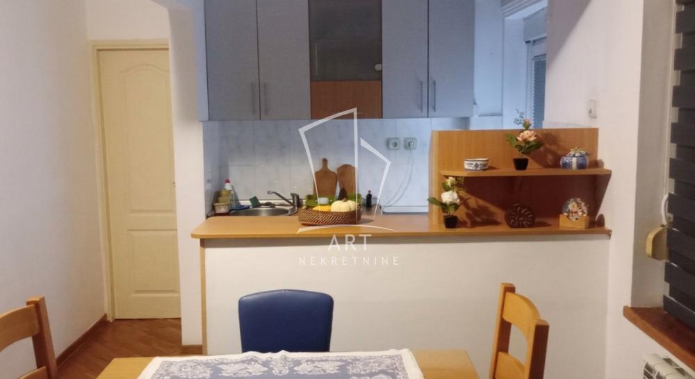 Slika 6 - Trebevićka, Jednoiposoban stan za izdavanje, 46m2, 500€
