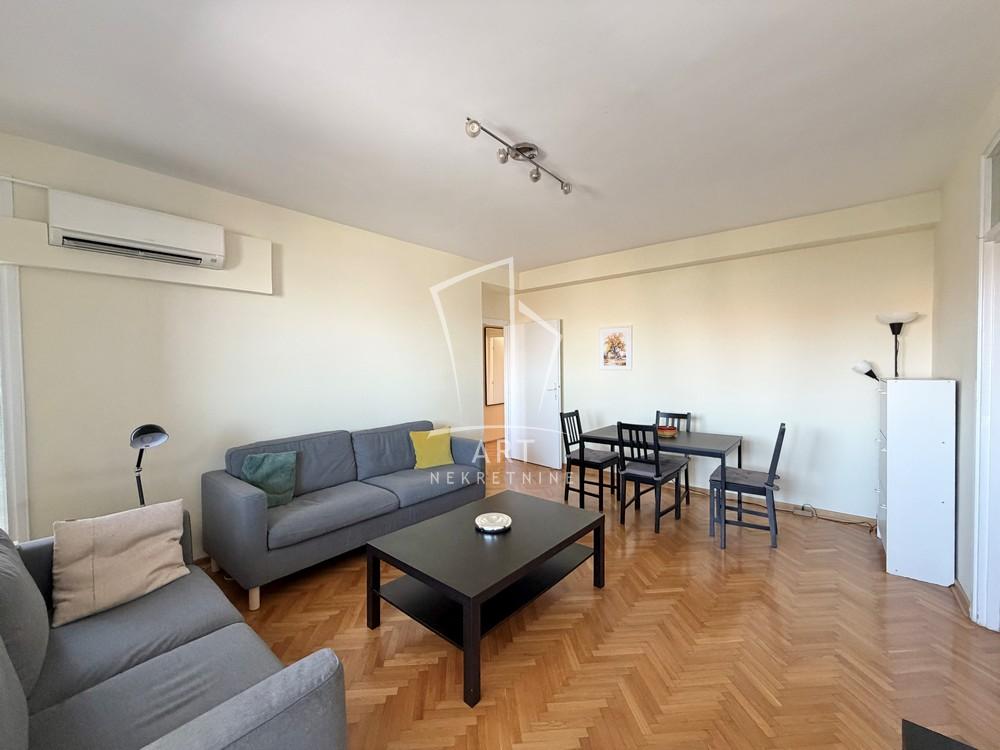 Slika 1 - Resavska, Trosoban stan za izdavanje, 82m2, 900€