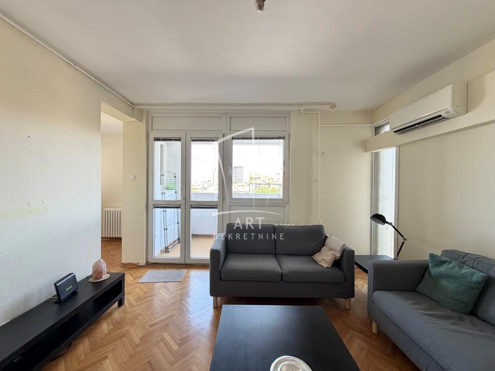 Slika 2 - Resavska, Trosoban stan za izdavanje, 82m2, 900€