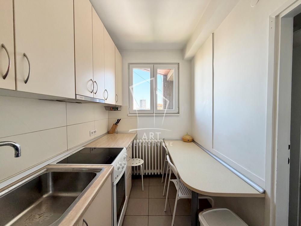 Slika 4 - Resavska, Trosoban stan za izdavanje, 82m2, 900€