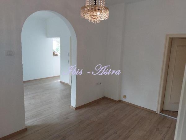 Slika 7 - Karla Soprona, Kuća za izdavanje, 100m2, 1.250€