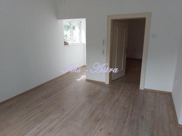 Slika 8 - Karla Soprona, Kuća za izdavanje, 100m2, 1.250€