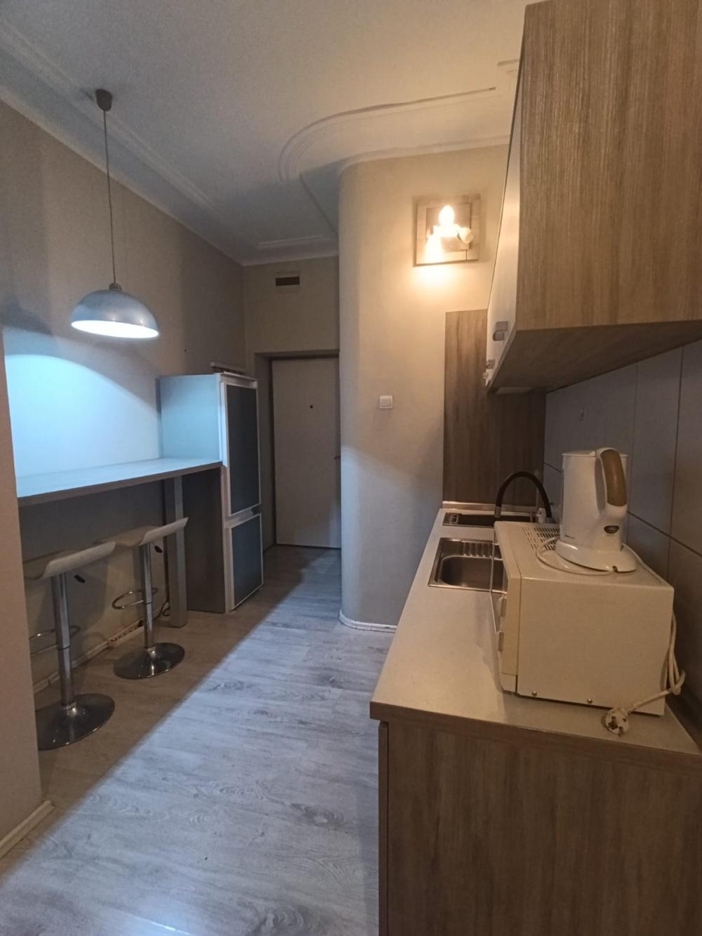 Slika 3 - Makedonska, Jednoiposoban stan za izdavanje, 42m2, 700€