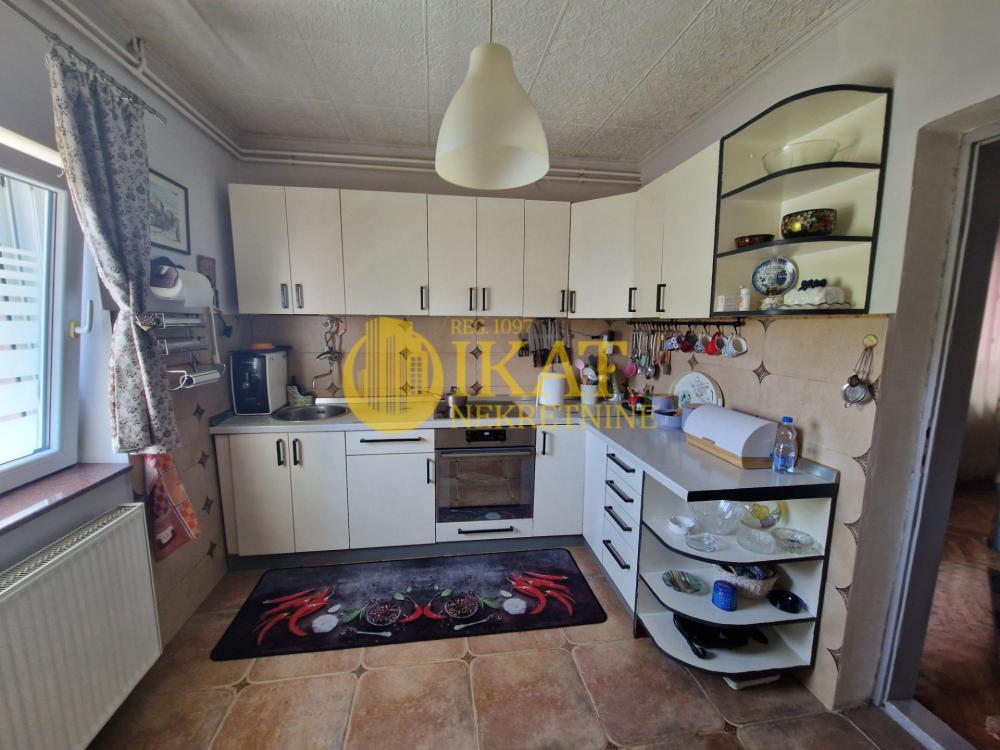 Slika 7 - Vinogradska,  Kuća na prodaju, 250m2, 535.000€