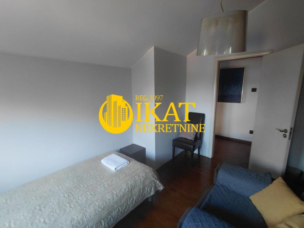 Slika 9 - Bulevar oslobođenja, Četvorosoban stan na prodaju, 136m2, 380.000€