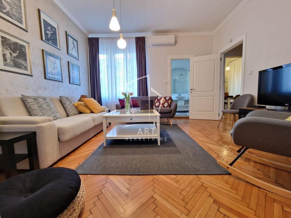 Slika 1 - Terazije, Petosoban stan za izdavanje, 123m2, 2.500€