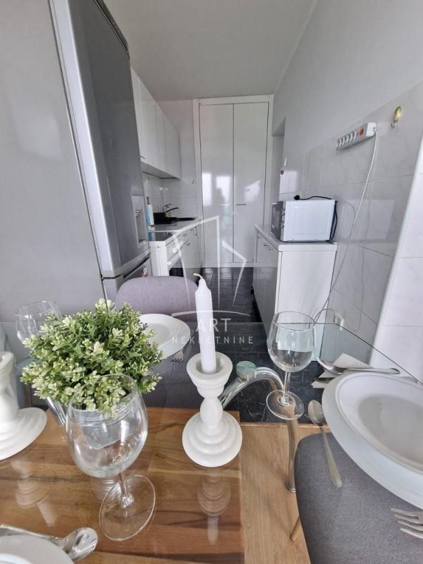 Slika 6 - Bulevar Mihajla Pupina, Trosoban stan za izdavanje, 67m2, 1.300€