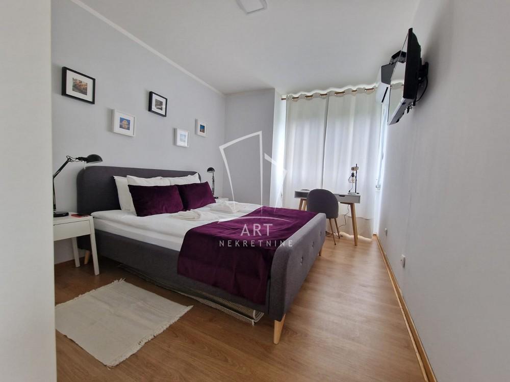 Slika 7 - Bulevar Mihajla Pupina, Trosoban stan za izdavanje, 67m2, 1.300€