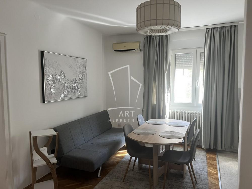 Glavna slika -Takovska, Trosoban stan za izdavanje, 55m2, 900€
