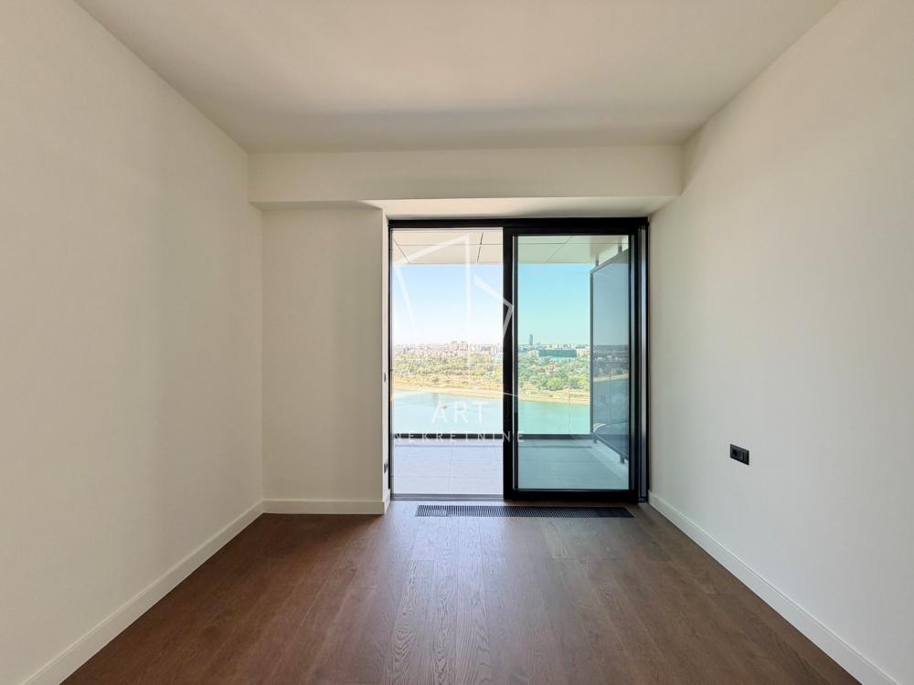 Slika 4 - Hercegovačka, Četvorosoban stan na prodaju, 150m2, 969.000€