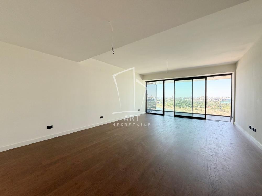 Glavna slika -Hercegovačka, Četvorosoban stan na prodaju, 150m2, 969.000€