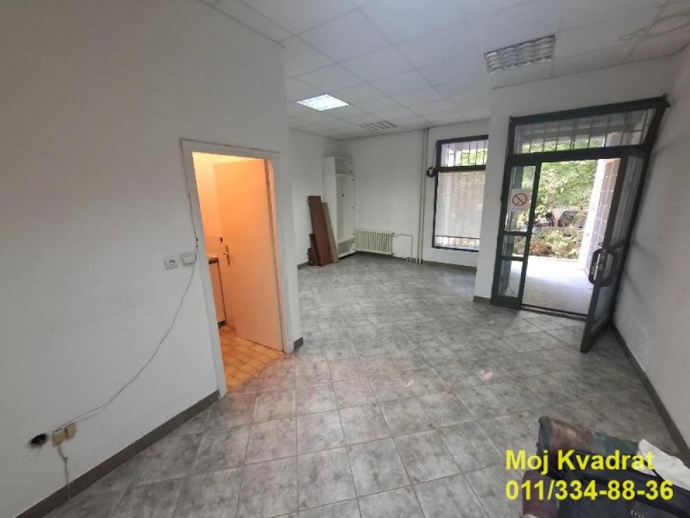 Slika 3 -  Lokal na prodaju, 30m2, 82.800€