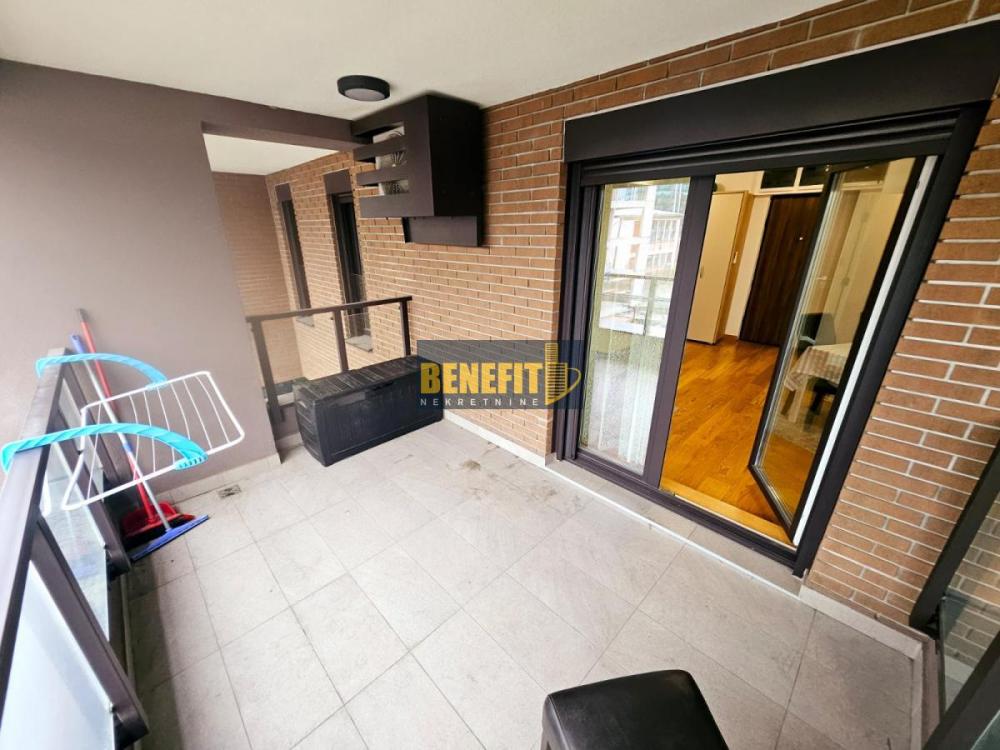 Slika 8 - Dvosoban stan za izdavanje, 50m2, 750€