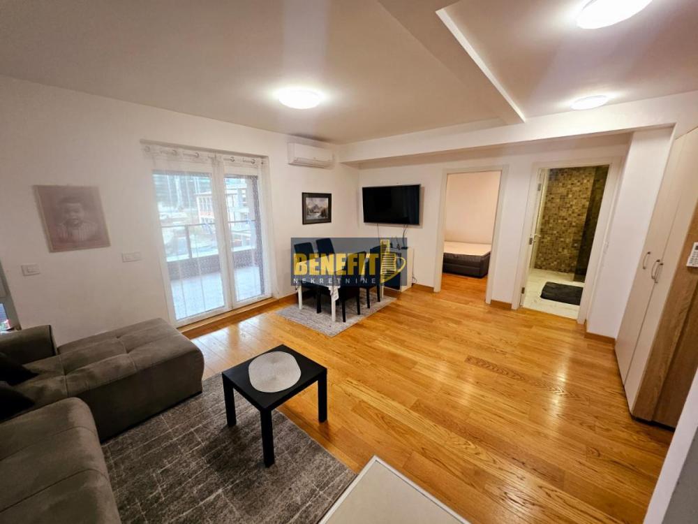 Slika 1 - Dvosoban stan za izdavanje, 50m2, 750€