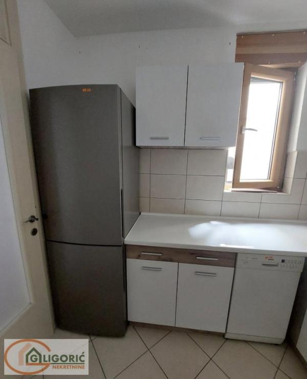Slika 8 - Ulcinjska, Četvorosoban stan za izdavanje, 95m2, 950€