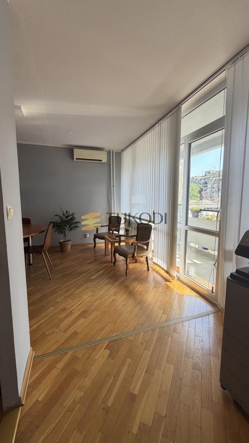 Slika 2 - Dvoiposoban stan za izdavanje, 70m2, 800€