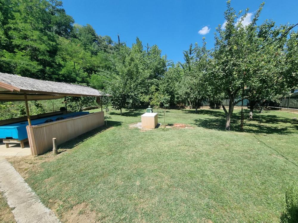 Slika 6 -  Plac na prodaju, Ledinci, 98.670€