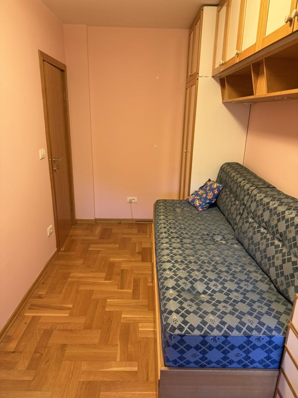 Slika 10 - Narodnih heroja, Troiposoban stan za izdavanje, 74m2, 900€