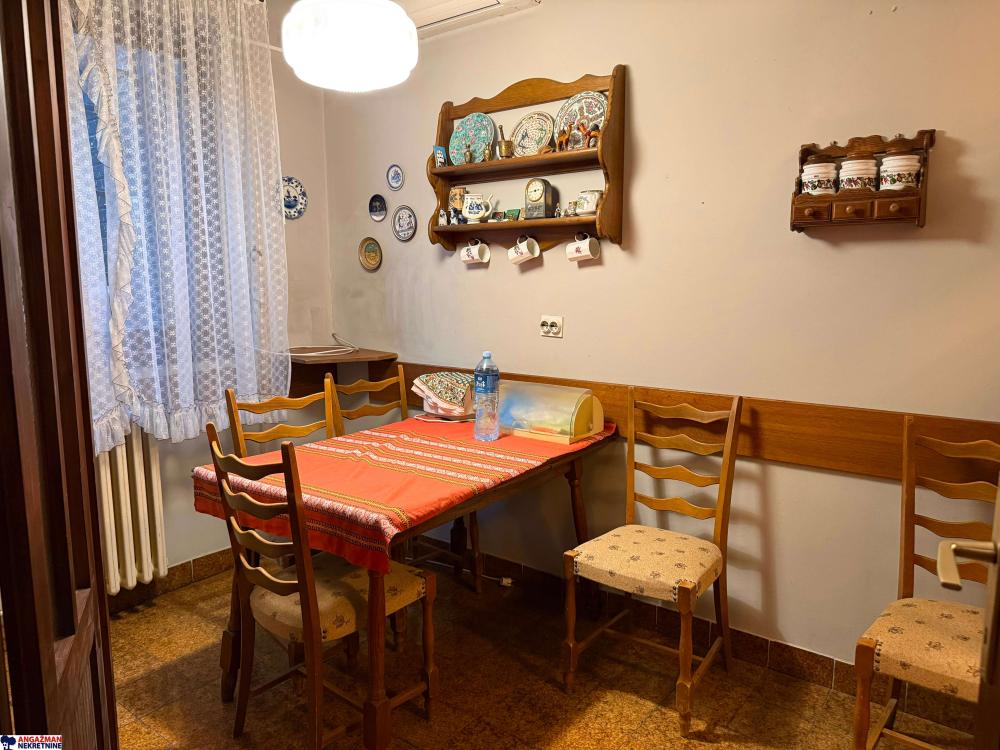 Slika 8 - Teodora Borockog,  Kuća na prodaju, 96m2, 395.000€