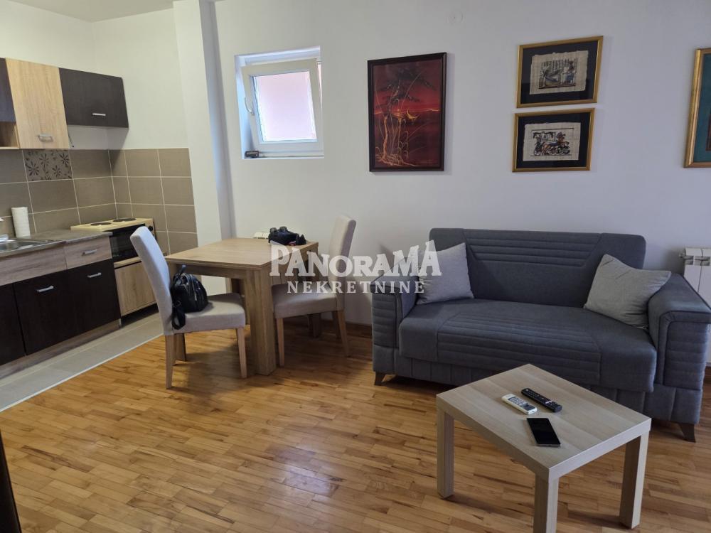 Glavna slika -Sretena Mladenovića Mike, Jednoiposoban stan za izdavanje, 37m2, 350€