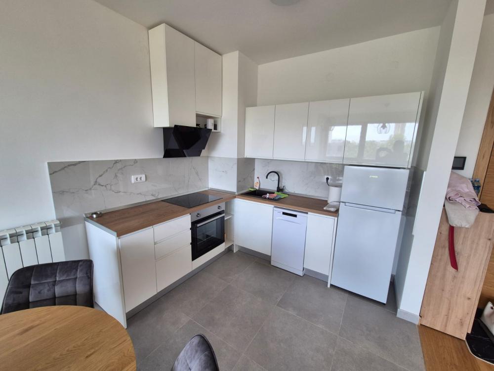 Slika 6 - Bulevar heroja sa Košara, Dvosoban stan za izdavanje, 56m2, 950€