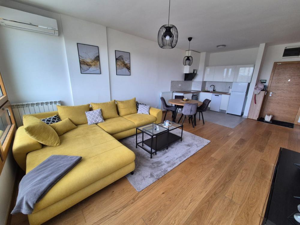 Glavna slika -Bulevar heroja sa Košara, Dvosoban stan za izdavanje, 56m2, 950€