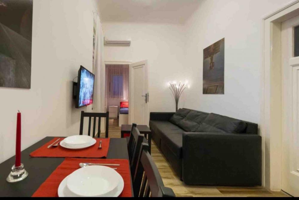 Slika 1 - Brankova, Dvosoban stan za izdavanje, 36m2, 800€
