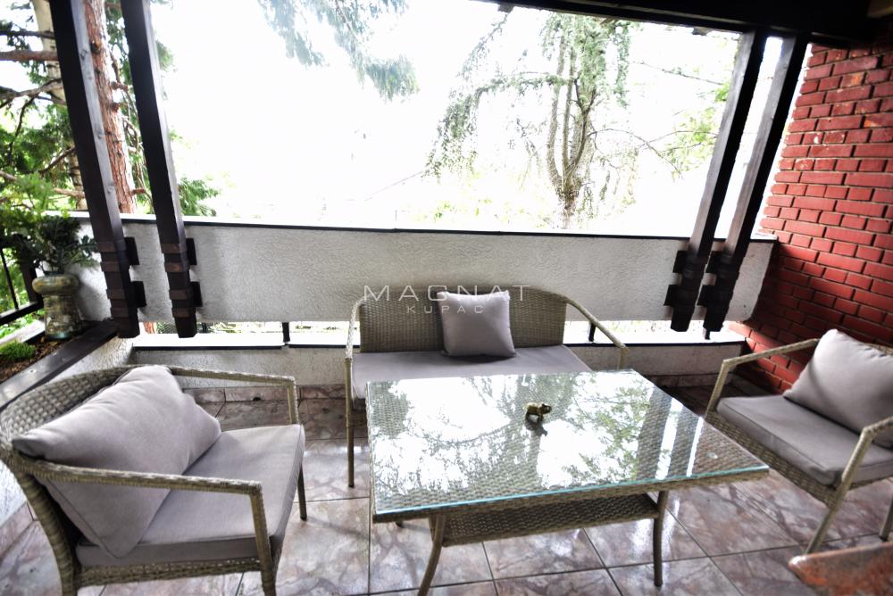 Slika 4 - Milovana Jankovića,  Kuća na prodaju, 225m2, 430.000€