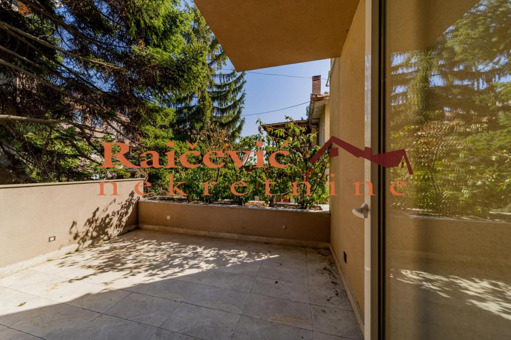 Slika 9 - Nikole Djurkovica, Četvoroiposoban stan na prodaju, 123m2, 381.300€