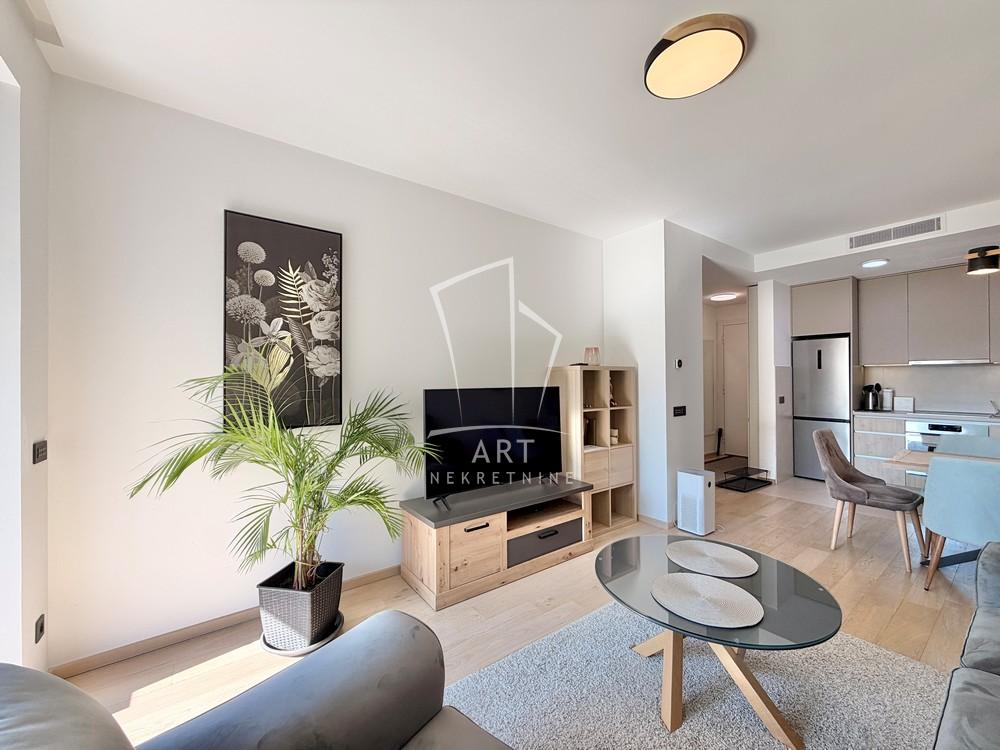 Slika 1 - Venizelosova, Dvoiposoban stan za izdavanje, 67m2, 1.300€