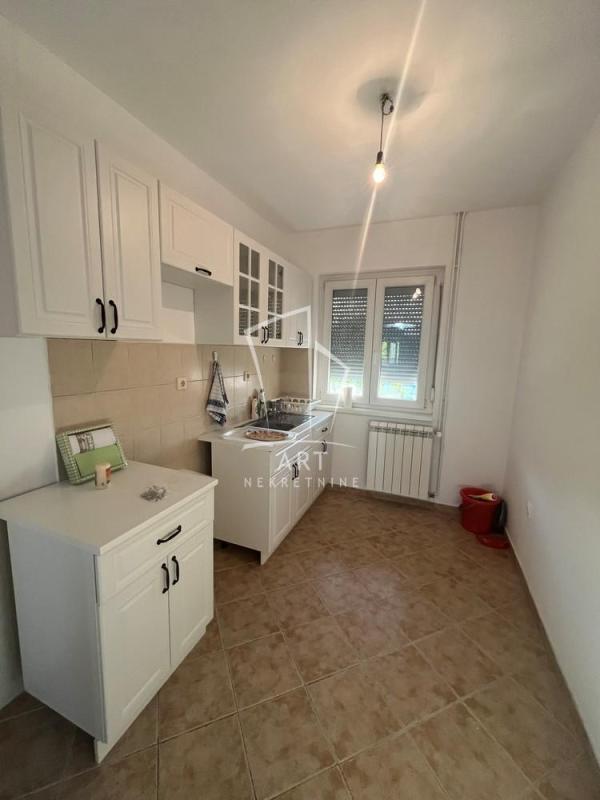 Slika 7 - Cara Romanova, Trosoban stan za izdavanje, 85m2, 550€