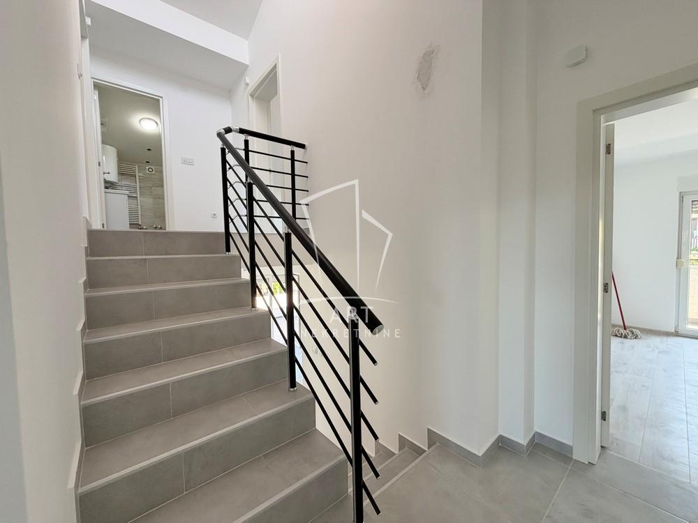 Slika 6 - Maje Dimitrijević,  Kuća za izdavanje, 106m2, 1.500€