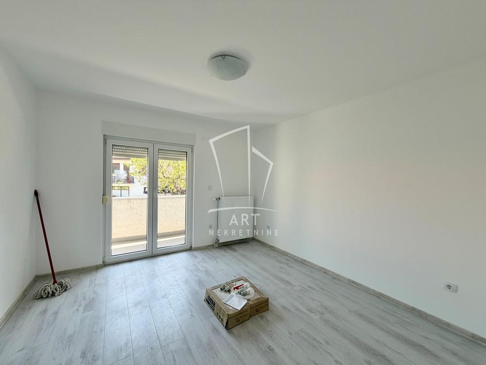 Slika 7 - Maje Dimitrijević,  Kuća za izdavanje, 106m2, 1.500€