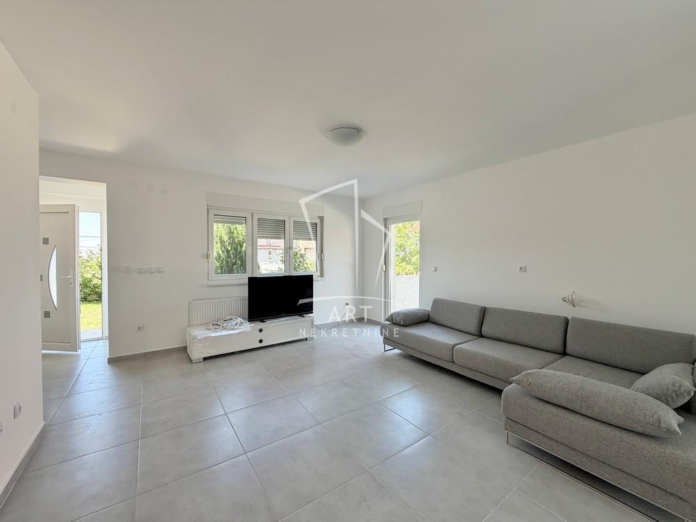 Glavna slika -Maje Dimitrijević,  Kuća za izdavanje, 106m2, 1.500€