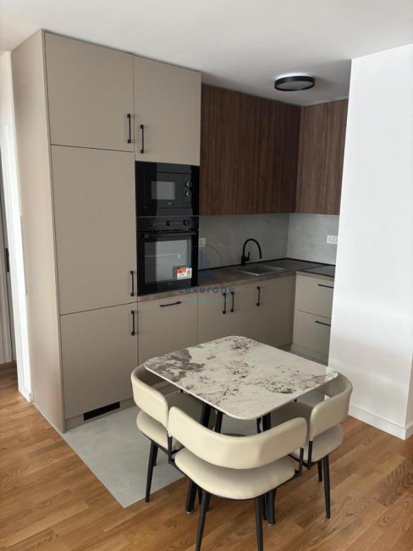 Slika 4 - Đevđelijska, Dvoiposoban stan za izdavanje, 53m2, 1.100€