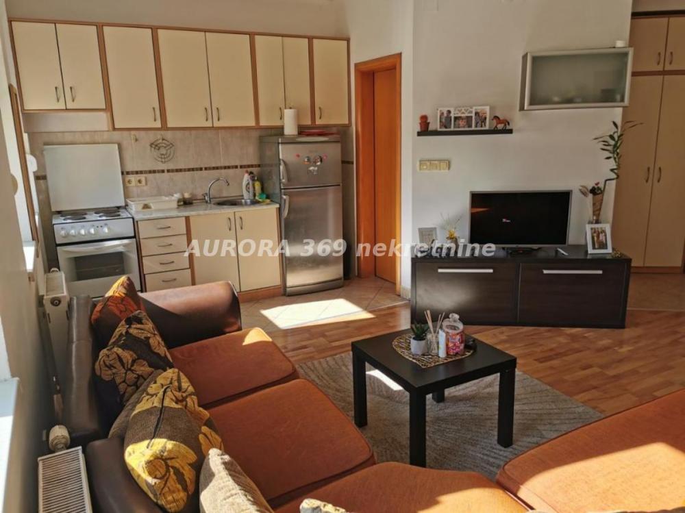 Slika 2 - Jednoiposoban stan za izdavanje, 40m2, 350€