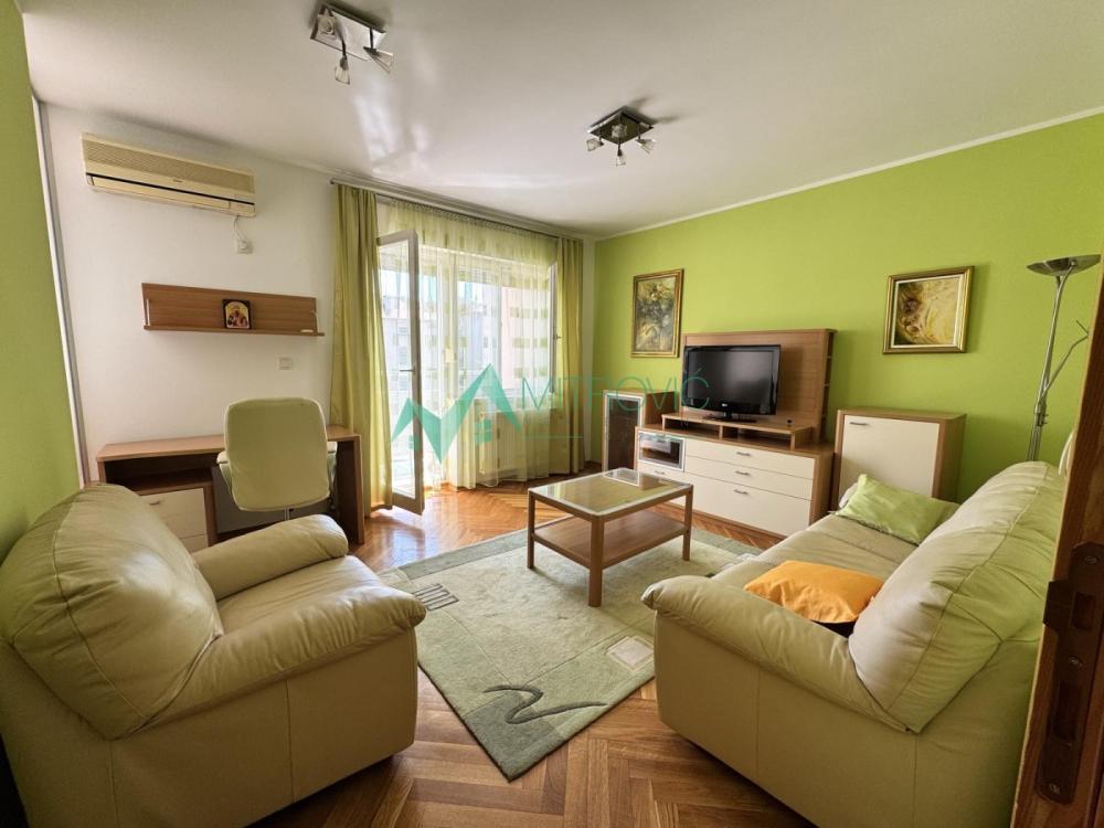 Glavna slika -Dvosoban stan za izdavanje, 55m2, 500€