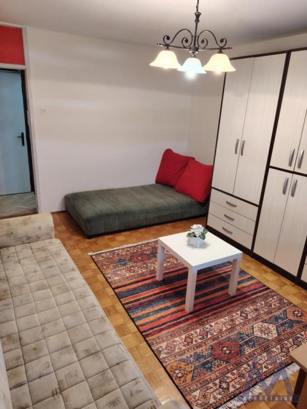 Slika 9 - Trosoban stan za izdavanje, 0€