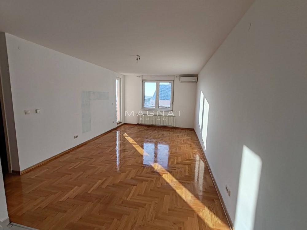 Slika 2 - Četvorosoban stan na prodaju, 92m2, 184.900€