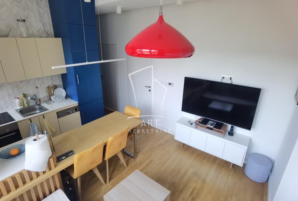 Slika 3 - Skadarska, Trosoban stan za izdavanje, 54m2, 950€