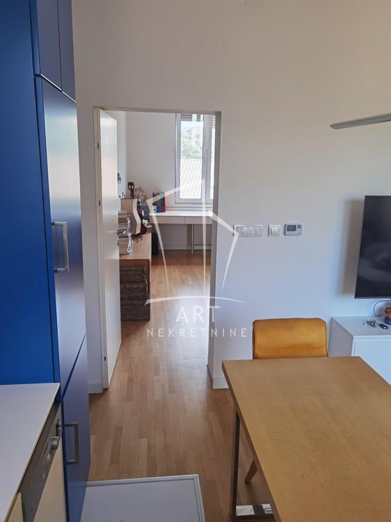 Slika 4 - Skadarska, Trosoban stan za izdavanje, 54m2, 950€