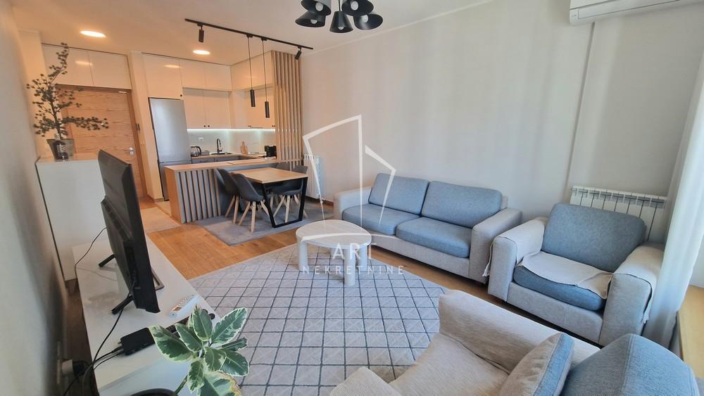 Slika 1 - Tadije Sondermajera, Trosoban stan za izdavanje, 68m2, 1.400€
