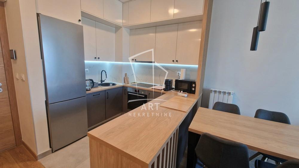 Slika 4 - Tadije Sondermajera, Trosoban stan za izdavanje, 68m2, 1.400€