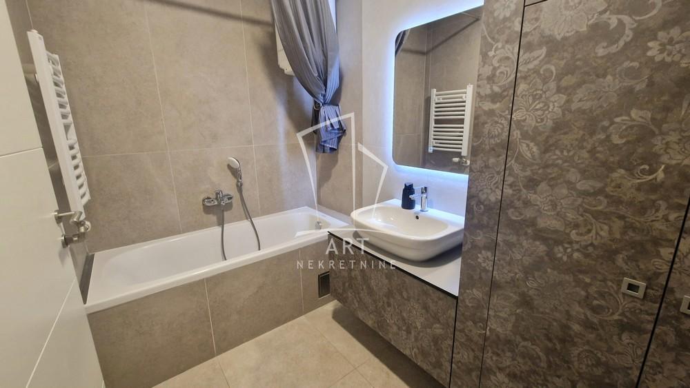 Slika 11 - Tadije Sondermajera, Trosoban stan za izdavanje, 68m2, 1.400€