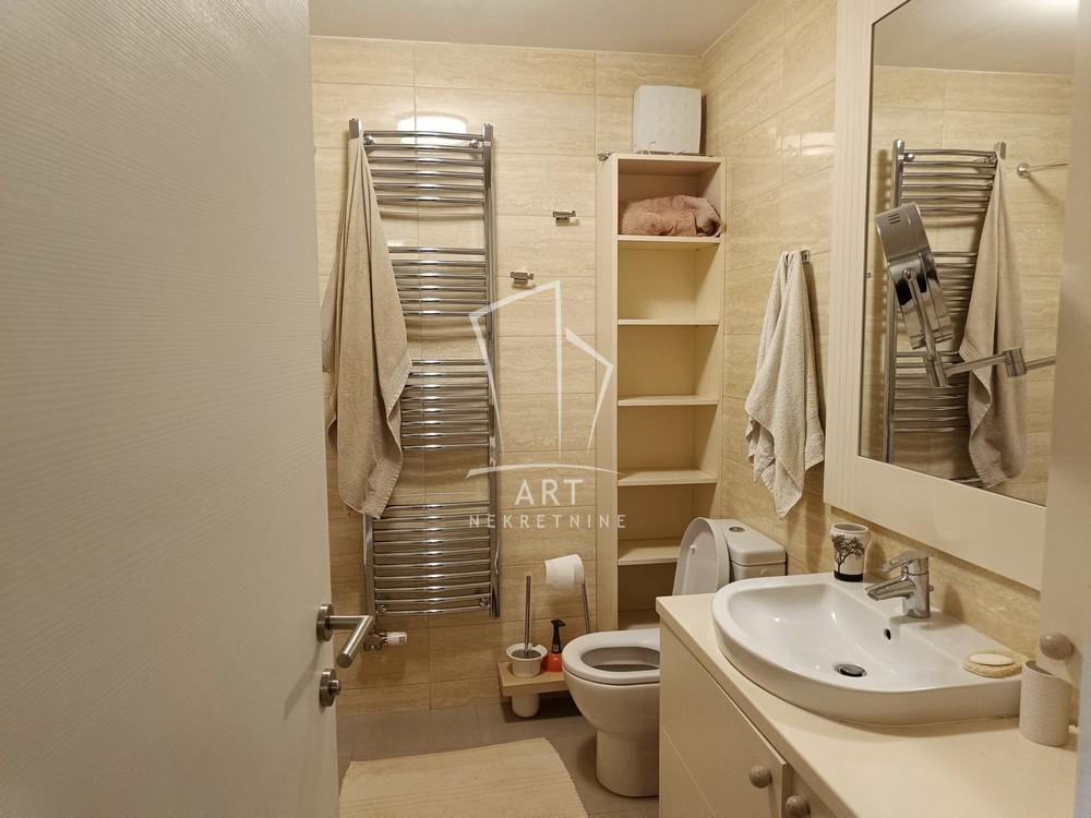 Slika 7 - Uroša Martinovića, Trosoban stan za izdavanje, 86m2, 1.400€