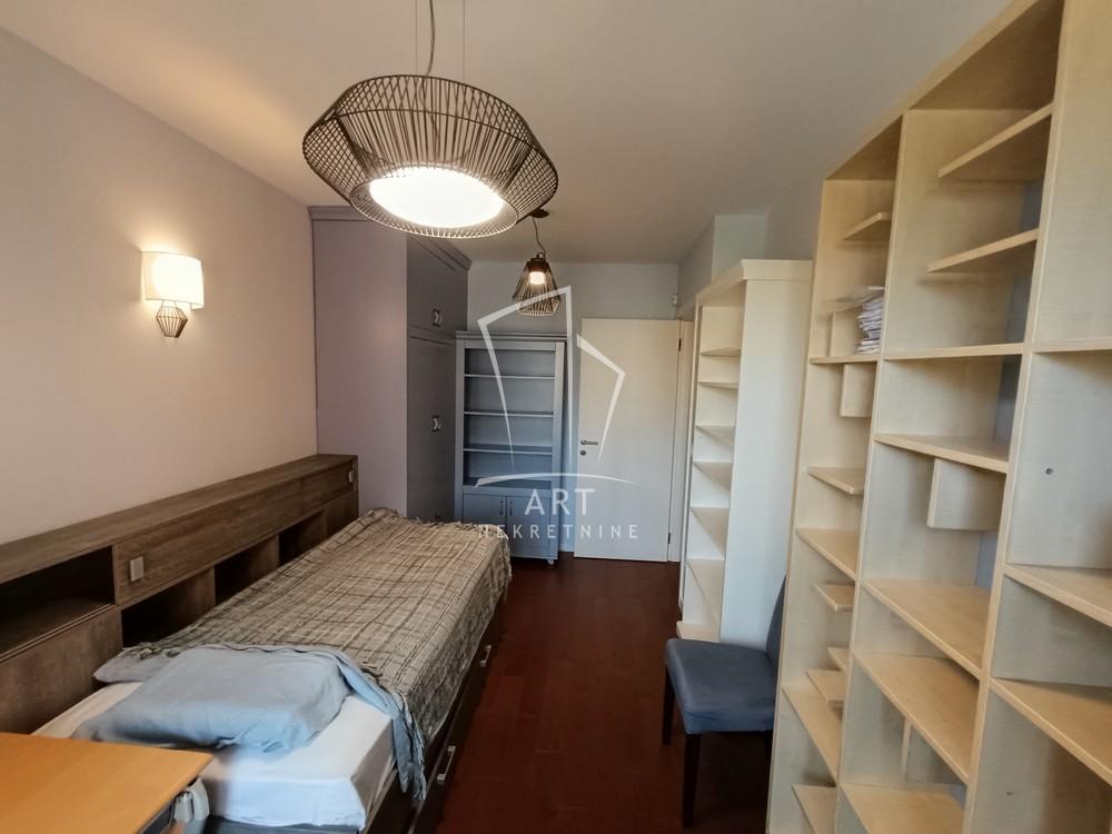 Slika 4 - Uroša Martinovića, Trosoban stan za izdavanje, 86m2, 1.400€