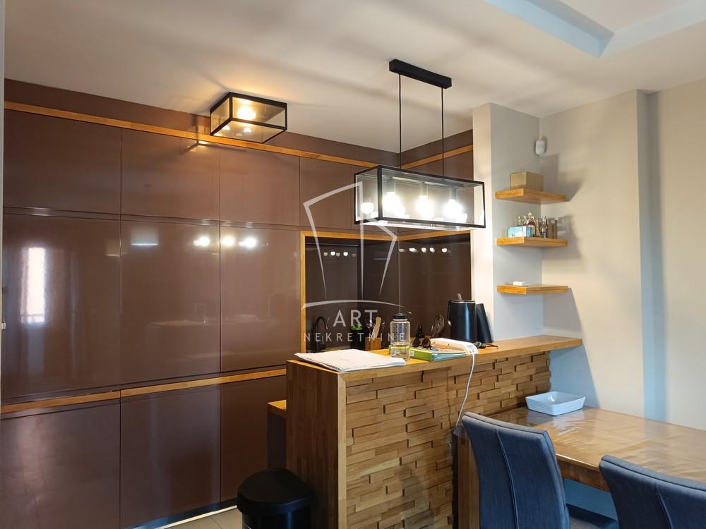 Slika 2 - Uroša Martinovića, Trosoban stan za izdavanje, 86m2, 1.400€
